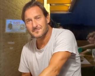 Ilary Blasi e la gatta incinta, lo scherzo a Totti