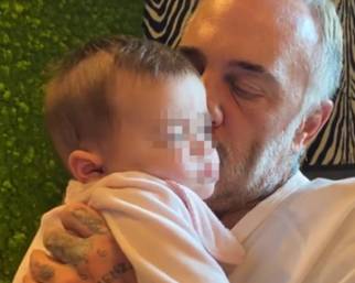 Vacchi e Fonseca, super coccole con Blu