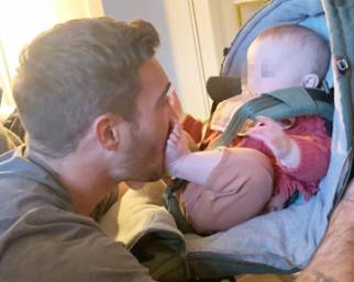 Antonino Spinalbese festeggia il compleanno con la figlia